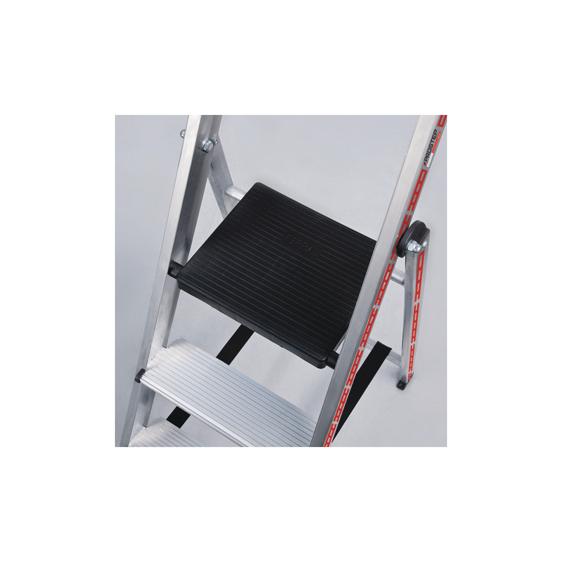Escabeau simple professionnel marche 80 mm PROSTEP